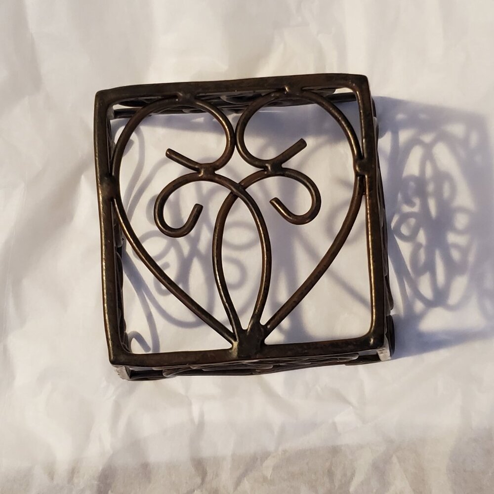 Southern Living at Home Rosedale Scrolled Wire Basket Plant Holder - Picture 5 of 5